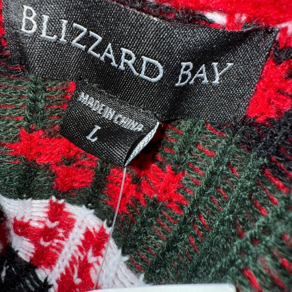 Holiday‎ Sumo Santa Sweater in Red and Black